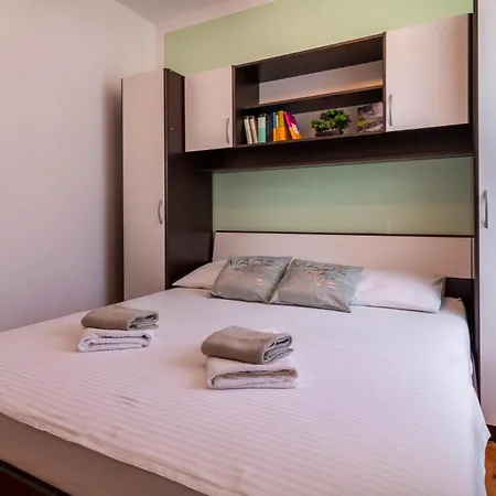 Five-bedroom Holiday In *