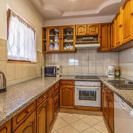 Five-bedroom Holiday In *
